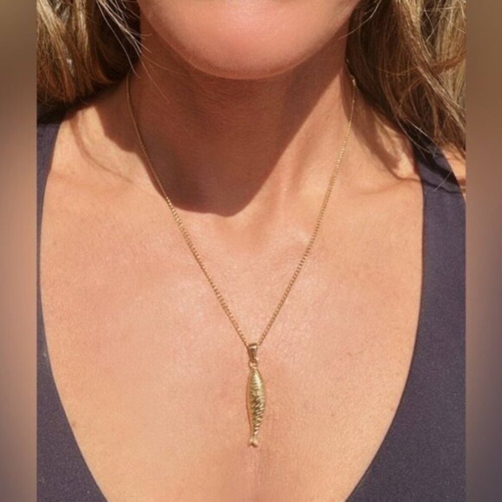 Sardine Pendant Necklace Waterproof Gold layering necklace Vacation Jewelry CUTE